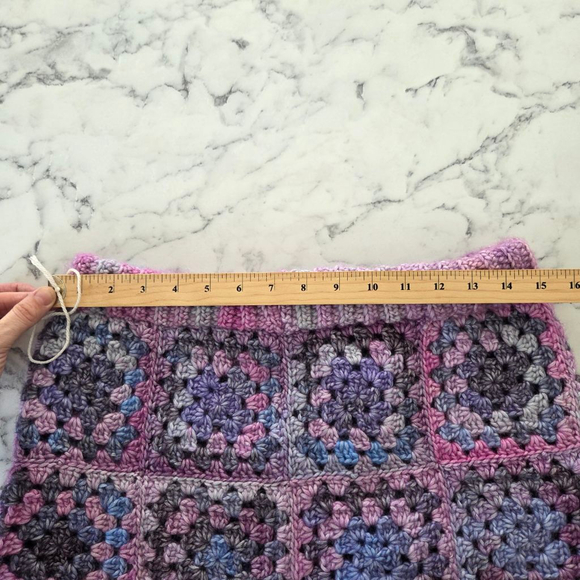 Handmade Pastel Crochet Granny Square Knit Shorts Medium Festival Grannycore - Picture 5 of 8